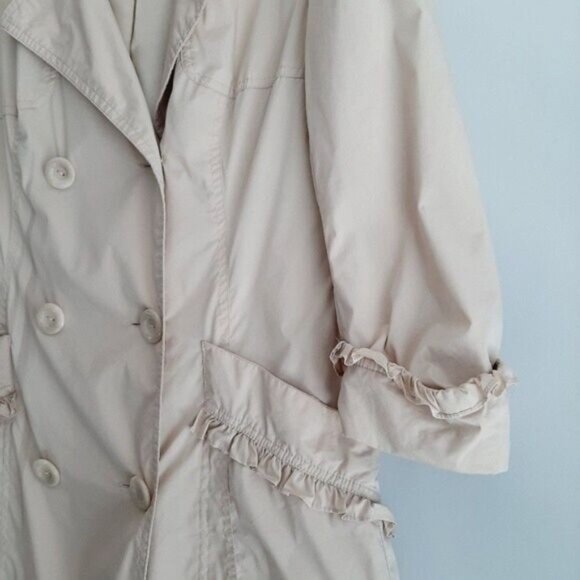 BEBE Light Short Coat Jacket w Ruffle Details Beige Sz S Flawed - Picture 6 of 15